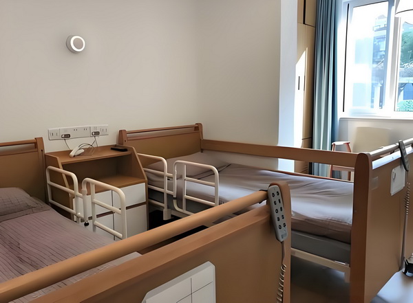 深圳入户秒批_《凡人修仙传》开播，展现平凡少年成长之旅 耳光两个猛扇前就男方冲上