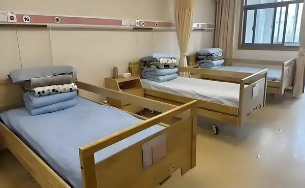 深圳如何查询自己的入户积分_780元票价被炒至1万元，易烊千玺演唱会门票遭高价倒卖 价被炒至1老院0养有几家镇江